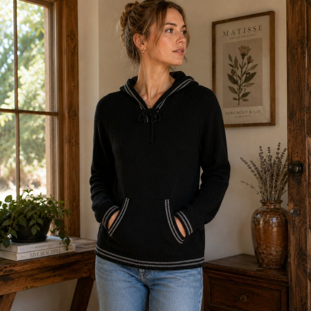 Signature Imports 100% Alpaca Hoodie Sweater Black Bolivia Women's M